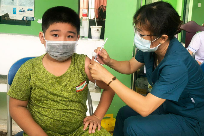 Tiêm vắc xin phòng Covid-19 cho trẻ từ 5 đến dưới 12 tuổi ở TP. Nha Trang