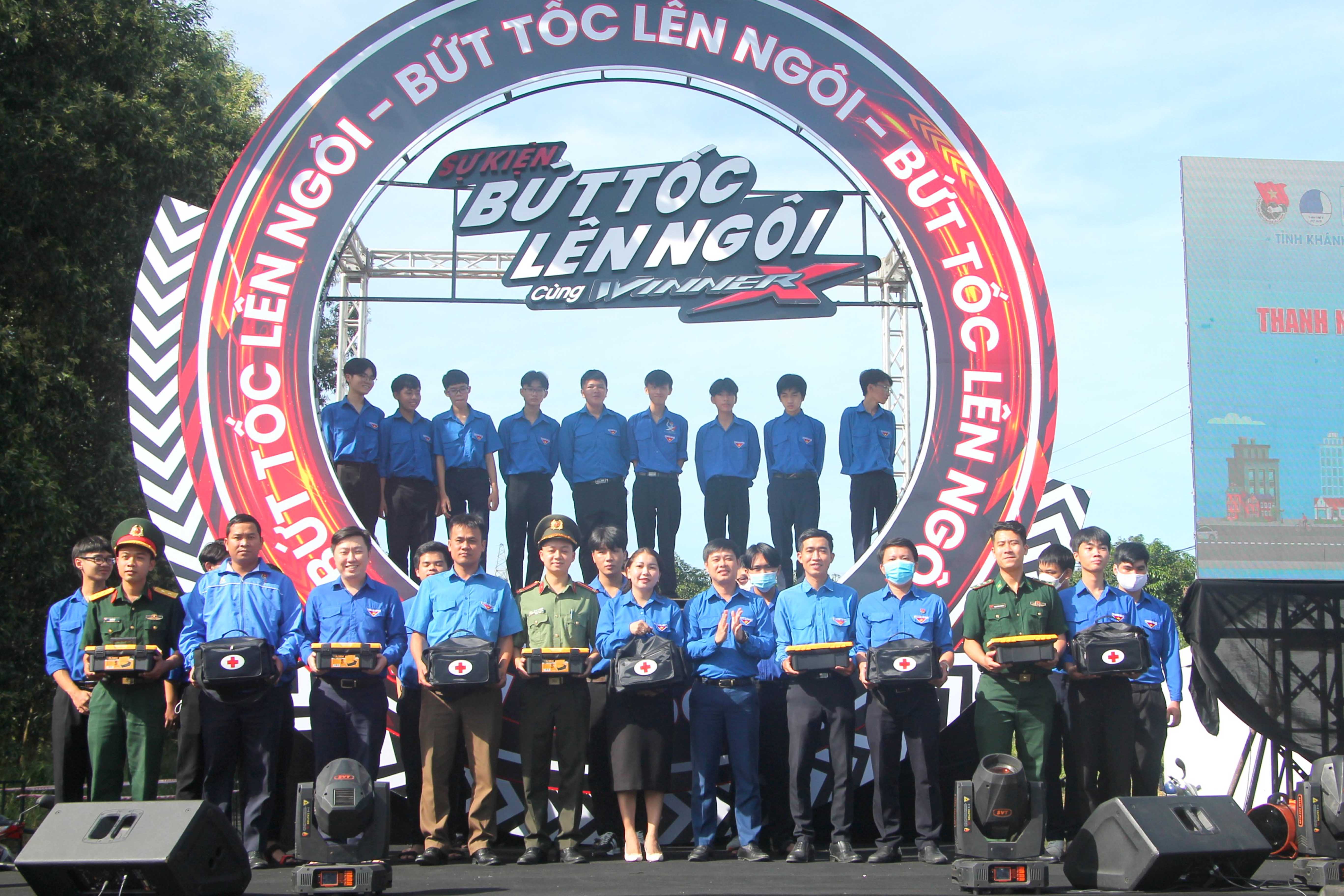 Hơn 1.000 đoàn viên, thanh niên, công nhân tham gia Ngày hội &quot;Thanh niên với văn hóa giao thông&quot;