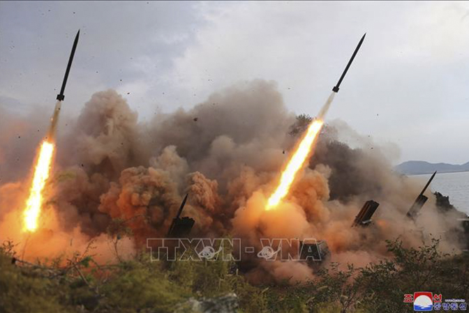 Hàn Quốc bắn súng cảnh cáo, Triều Tiên nã pháo đáp trả