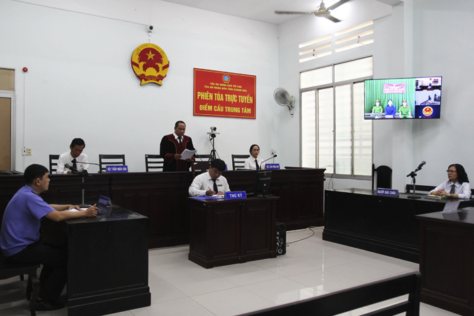 Triển khai xét xử trực tuyến: Hiệu quả bước đầu