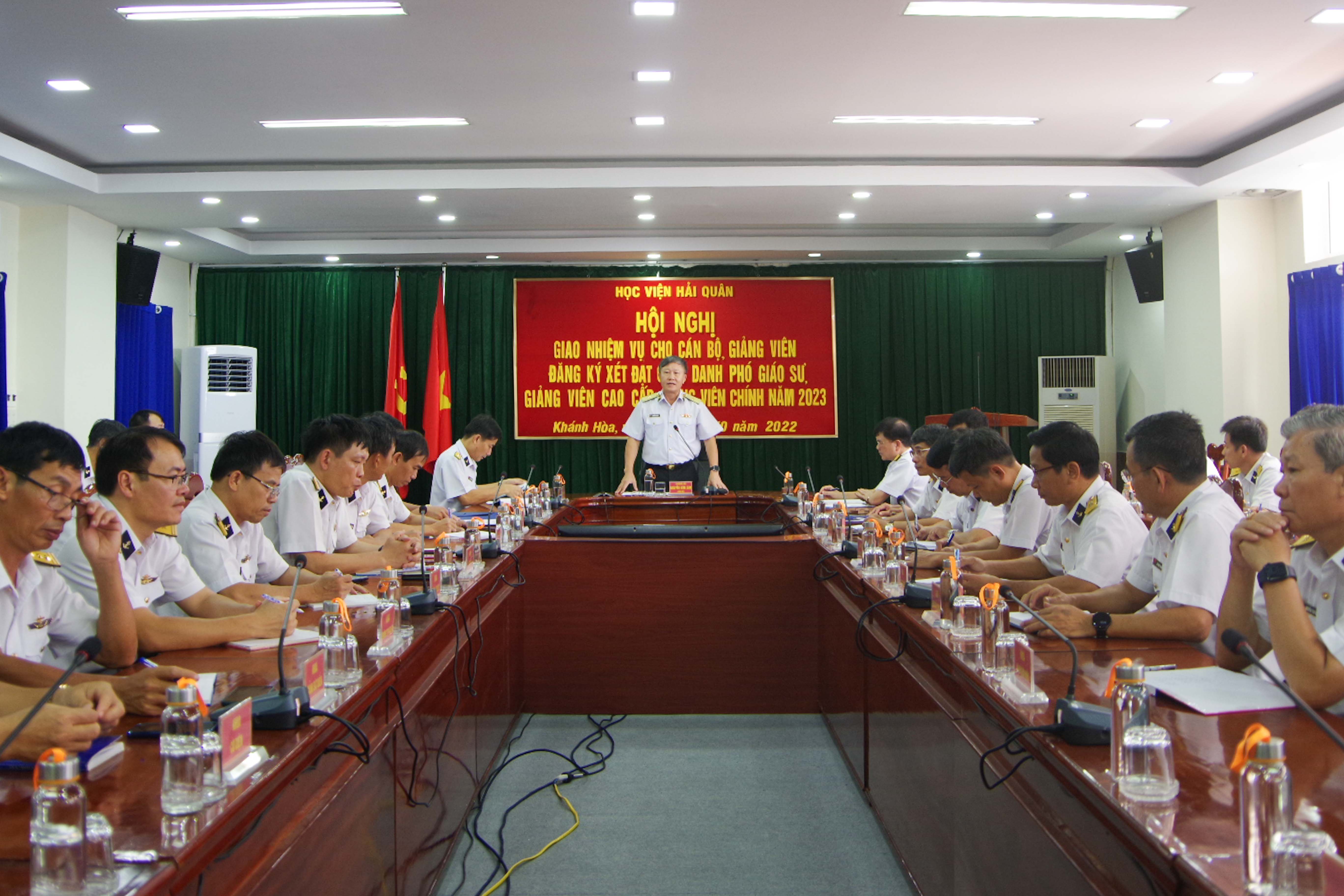 Học viện Hải quân: Giao nhiệm vụ cho cán bộ, giảng viên đăng kí xét đạt các chức danh năm 2023