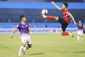 Vòng 21, V.League 2: Khánh Hòa FC tự đặt mình vào thế khó