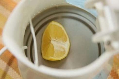 Mẹo làm sạch ấm siêu tốc