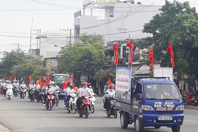 Tuyên truyền về tác hại thuốc lá ở TP. Nha Trang.