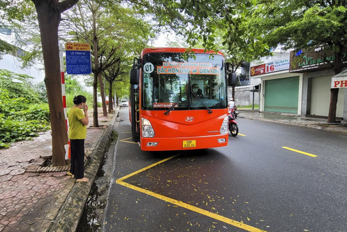 Xe buýt nội thị TP. Nha Trang.