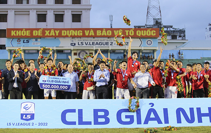 Đội Khánh Hòa FC giành giải Câu lạc bộ hạng nhì chung cuộc Giải Hạng nhất quốc gia LS 2022 và chiếc vé thăng hạng V.League1 mùa giải 2023.
