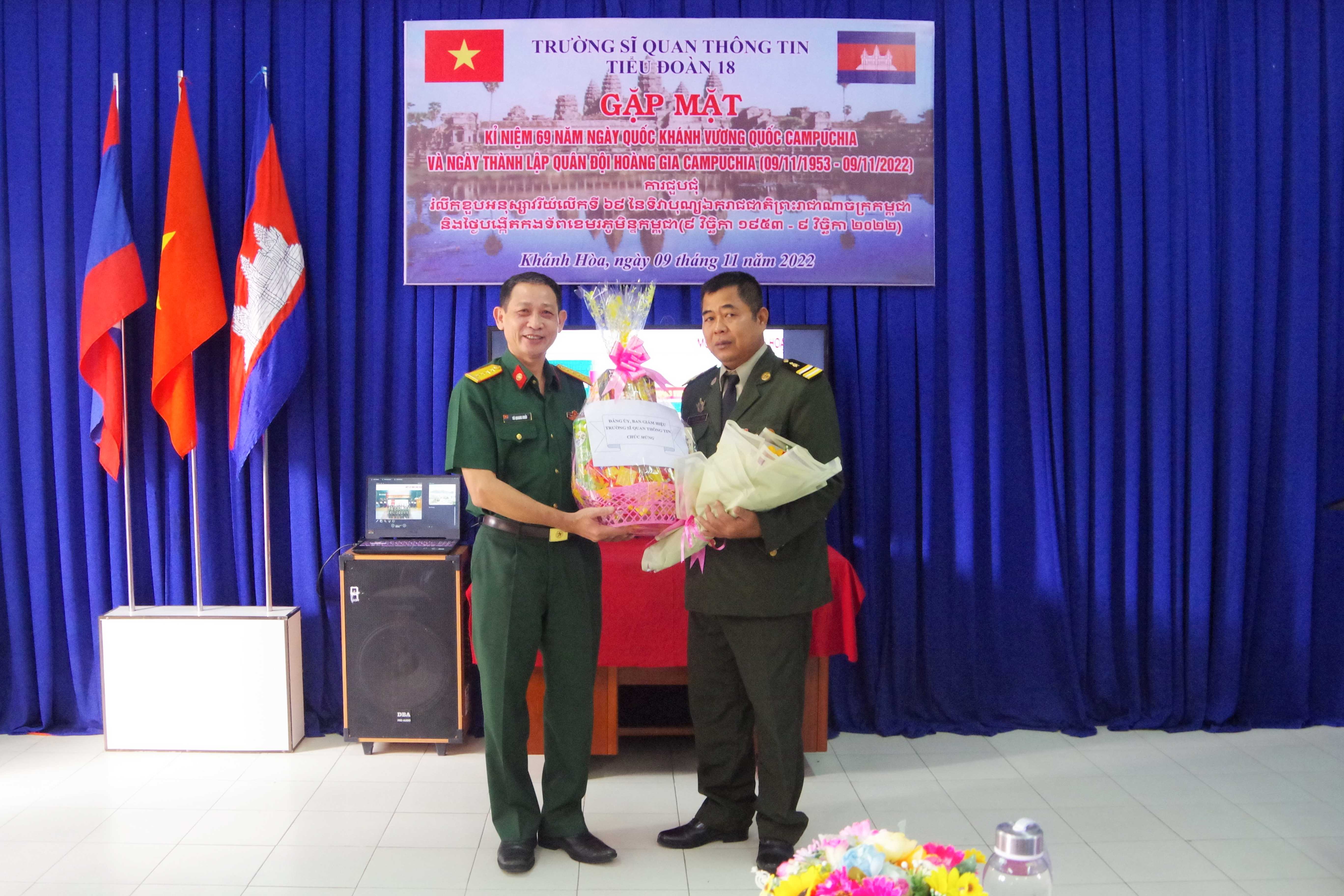 Gặp mặt cán bộ, học viên Campuchia