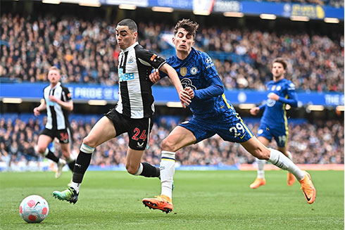 Newcastle đã vươn lên trở thành đối thủ ngang tài ngang sức với Chelsea ở mùa giải này.