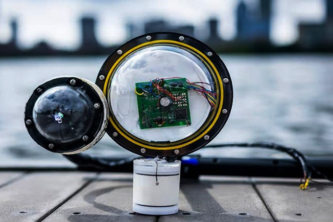 Thiết kế camera truyền ảnh không dây dưới nước của MIT.