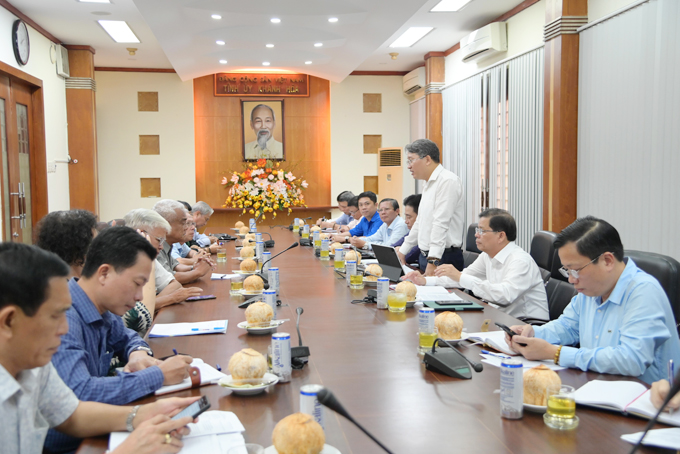 Thường trực Tỉnh ủy Khánh Hòa làm việc với Ban liên lạc Cựu cán bộ Đoàn Thanh niên Việt Nam phía nam