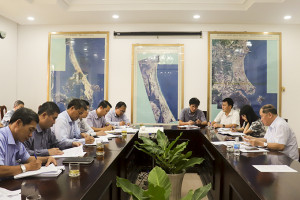 Đôn đốc giải phóng mặt bằng, xây dựng các khu tái định cư phục vụ cao tốc Vân Phong - Nha Trang