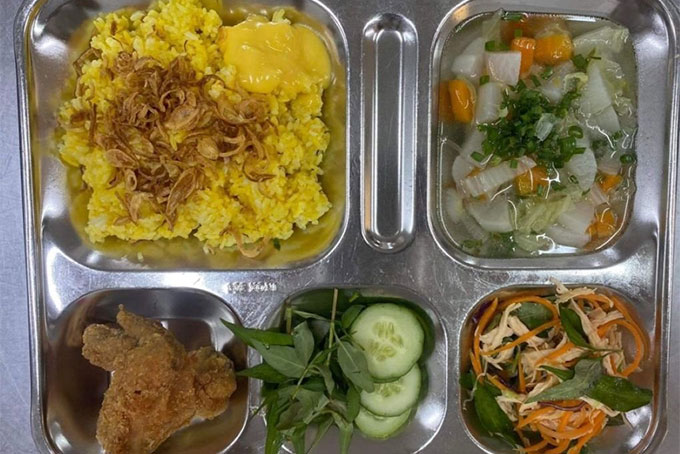 Phần ăn trưa 17-11 của học sinh Trường iSchool Nha Trang - Ảnh: Phụ huynh cung cấp