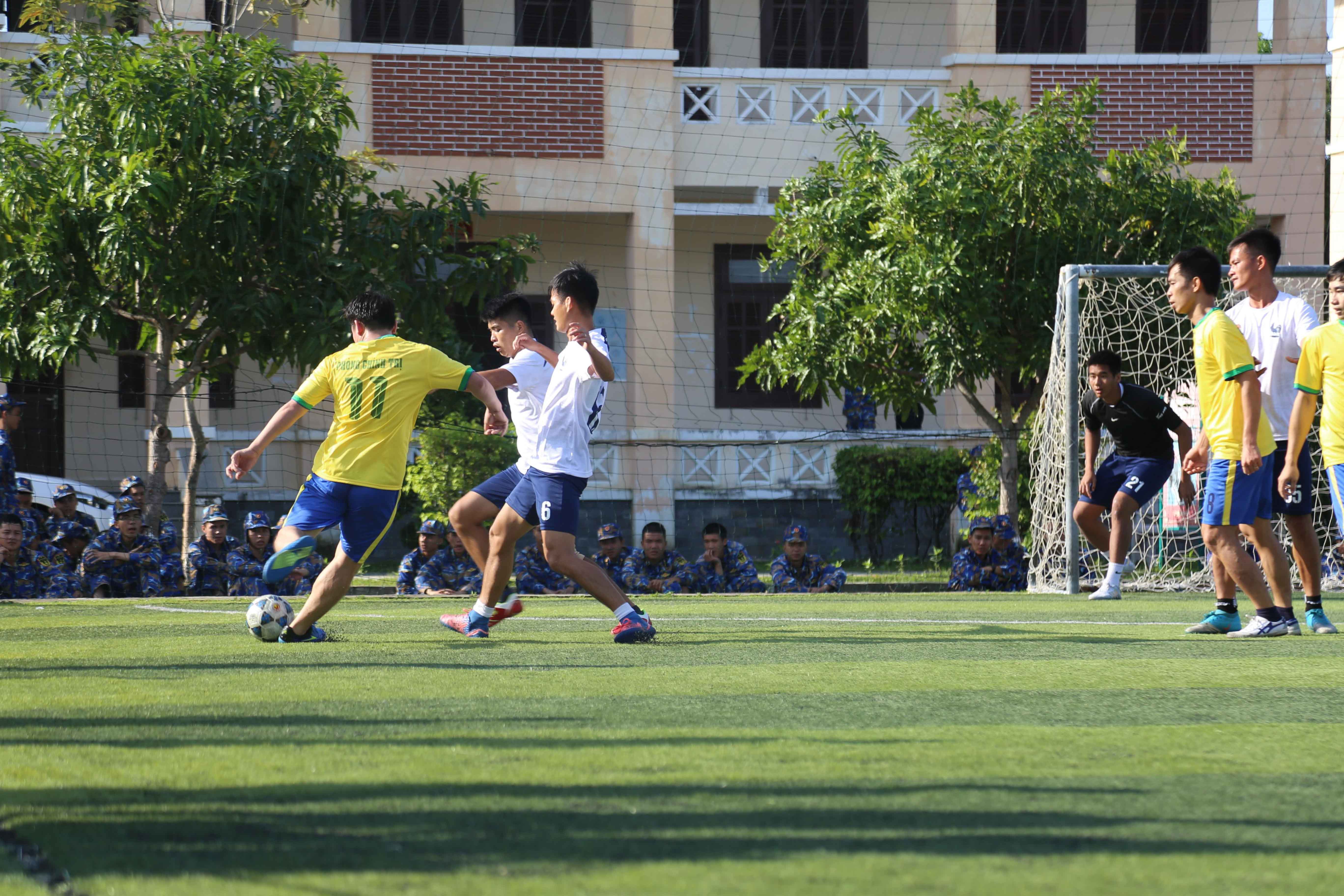 Vùng 4 Hải quân: Khai mạc Hội thao thể dục thể thao năm 2022