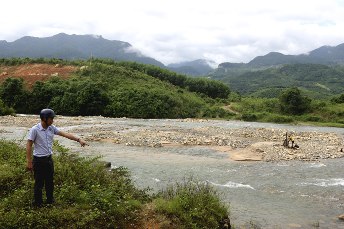 Khu vực đề xuất xây cầu.