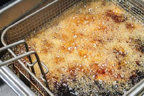 Có nên loại bỏ hoàn toàn chất béo khỏi chế độ ăn hằng ngày?