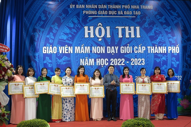 Tổng kết Hội thi giáo viên dạy giỏi mầm non năm học 2022-2023