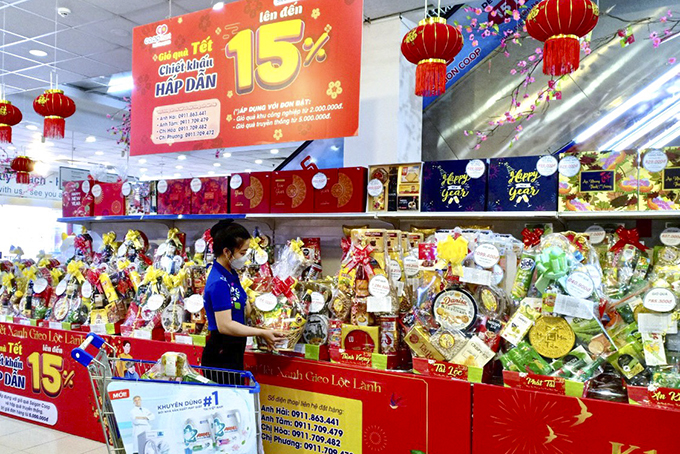 Wide choice of New Year gift baskets