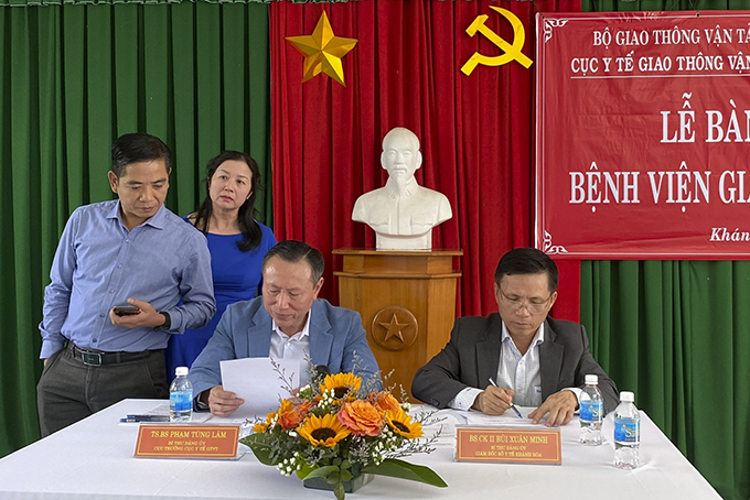 Tiếp nhận Bệnh viện Giao thông vận tải Nha Trang
