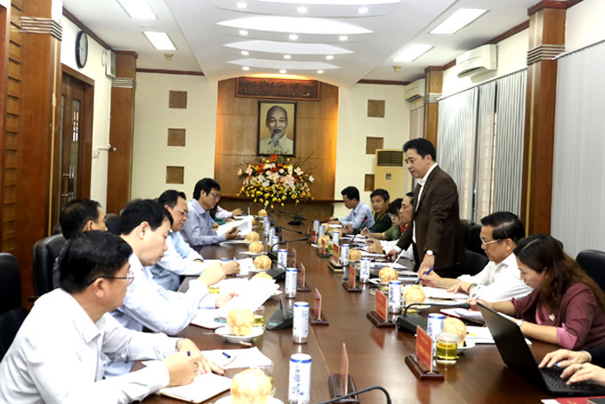 Ông Nguyễn Khắc Toàn phát biểu chỉ đạo tại cuộc họp. 
