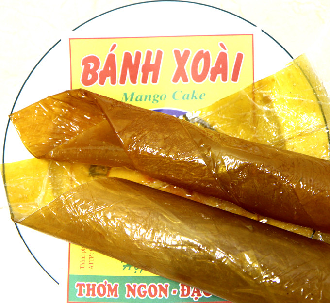 Bánh tráng xoài Cam Lâm.