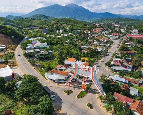 Huyện Khánh Vĩnh với nhiều tiềm năng  phát triển du lịch, đô thị sinh thái núi rừng.