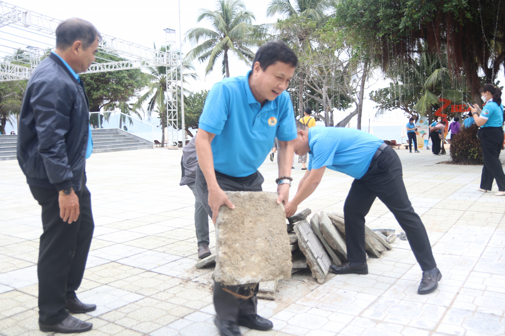 Hoạt động nhằm chung tay bảo vệ môi trường.