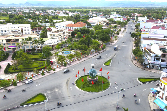 A view of Ninh Hoa town