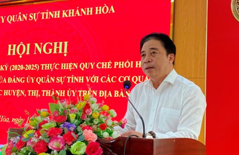 Ông Nguyễn Khắc Toàn phát biểu tại hội nghị.