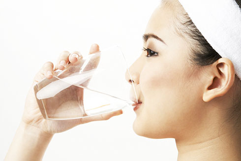 Cần cung cấp đủ nước cho cơ thể trước khi tập.