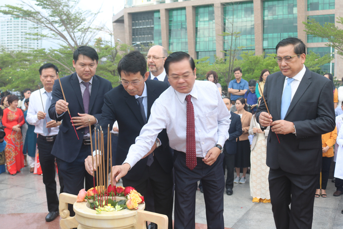 Tưởng niệm 80 năm ngày mất của bác sĩ Alexandre Yersin