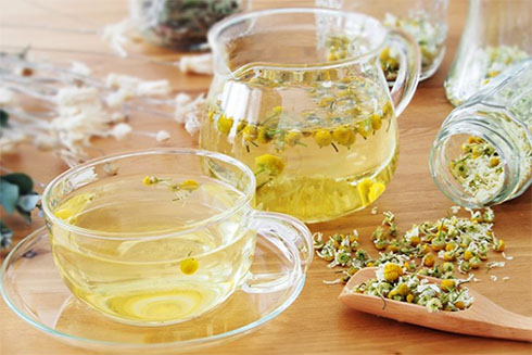 Tác dụng của trà hoa cúc đối với da và tóc
