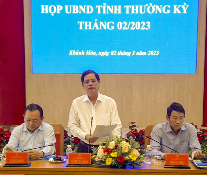UBND tỉnh Khánh Hòa: Họp thường kỳ tháng 2