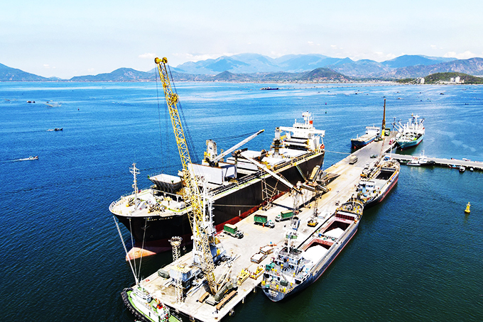 Công ty Cổ phần Cảng Cam Ranh: Liên kết đẩy mạnh dịch vụ logistics