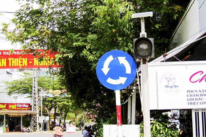 Đèn tín hiệu Cảnh báo về giao thông không hoạt động