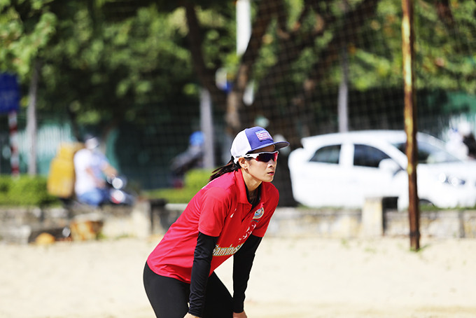 Thanh Trâm -  cô gái vàng  của làng bóng chuyền bãi biển Khánh Hòa.