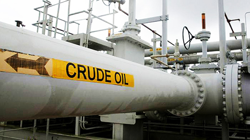 Giá xăng dầu hôm nay (8-3): Lao dốc trước khả năng Fed tăng lãi suất