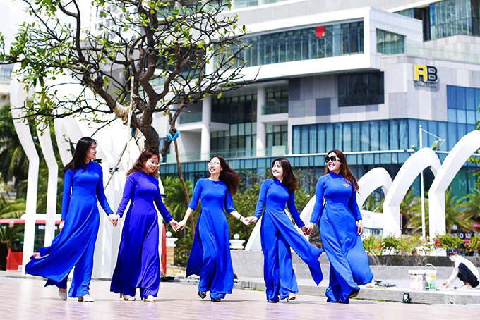 Vietnam Ao Dai Week launched to celebrate International Women's Day