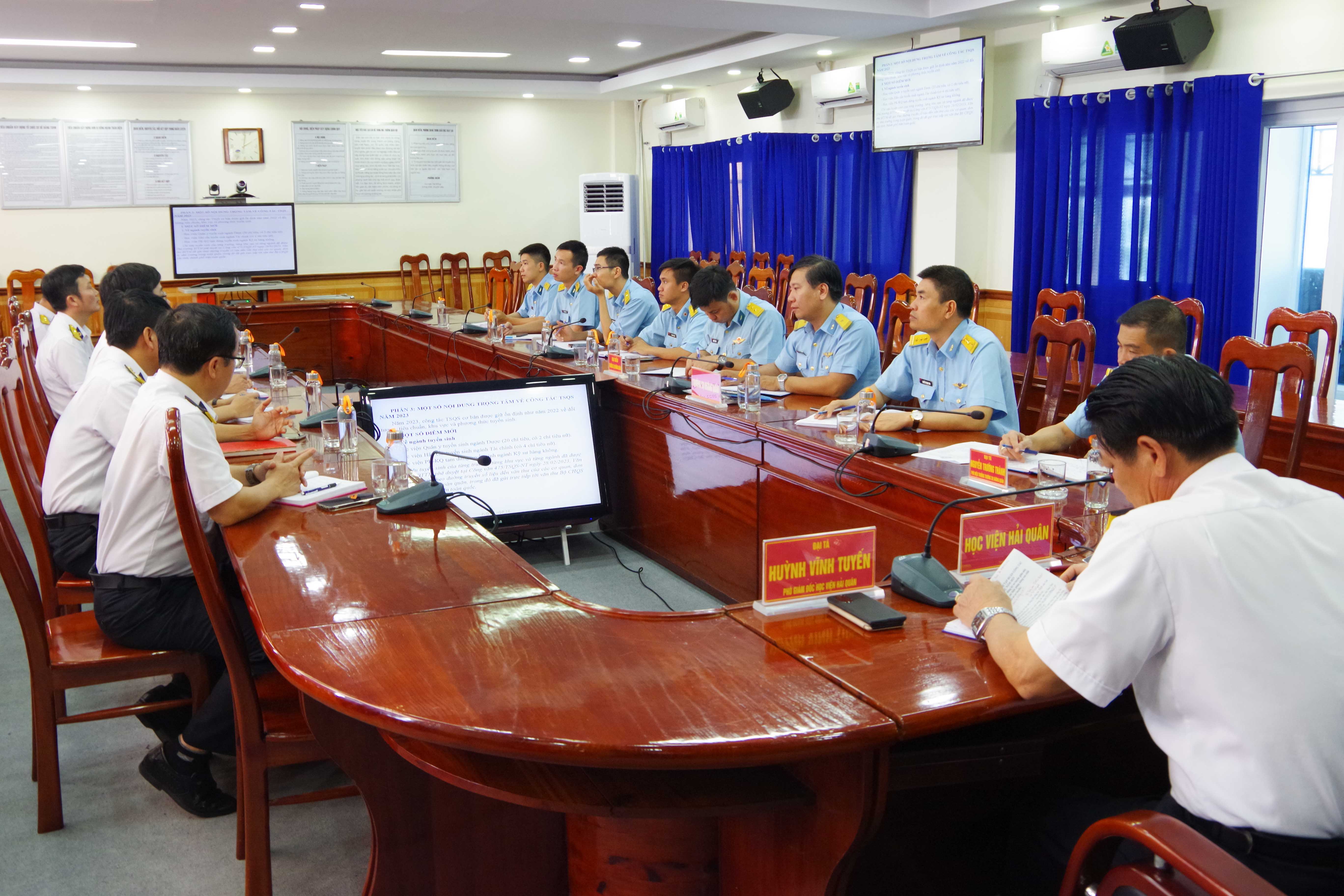Học viện Hải quân - Trường Sĩ quan Không quân: Tham gia hội nghị tập huấn nghiệp vụ công tác tuyển sinh quân sự