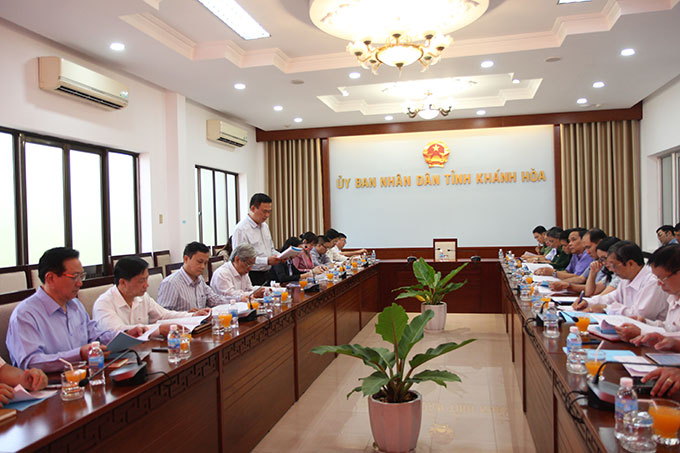 Quang cảnh cuộc họp.