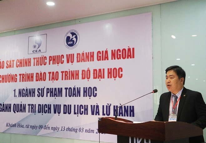 PGS. TS Nguyễn Quang Giao - Phó Giám đốc phụ trách Trung tâm Kiểm định chất lượng giáo dục, Đại học Đà Nẵng phát biểu tại buổi khai mạc đợt khảo sát. 