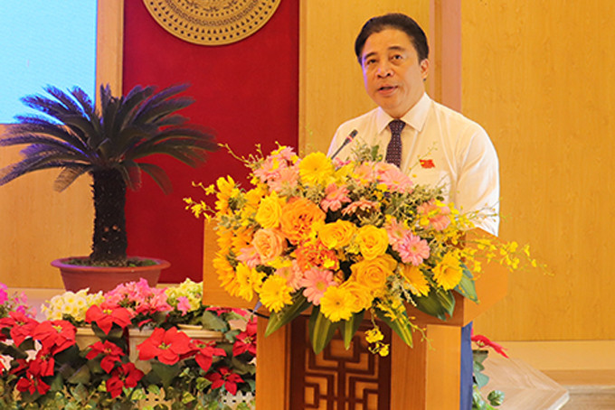 Ông Nguyễn Khắc Toàn phát biểu khai mạc kỳ họp.