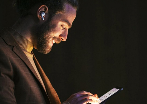 Sáng tạo công nghệ mới: Tai nghe không dây có thể 'chẩn đoán' bệnh tim