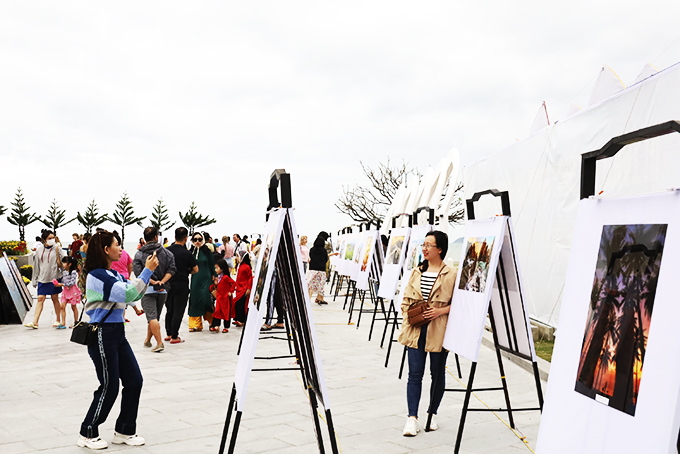 Đa dạng các hoạt động triển lãm