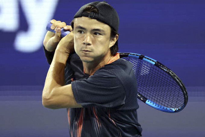 ay vợt người Nhật Bản Taro Daniel tạo nên bất ngờ lớn nhất khi loại tay vợt hạt giống Zverev