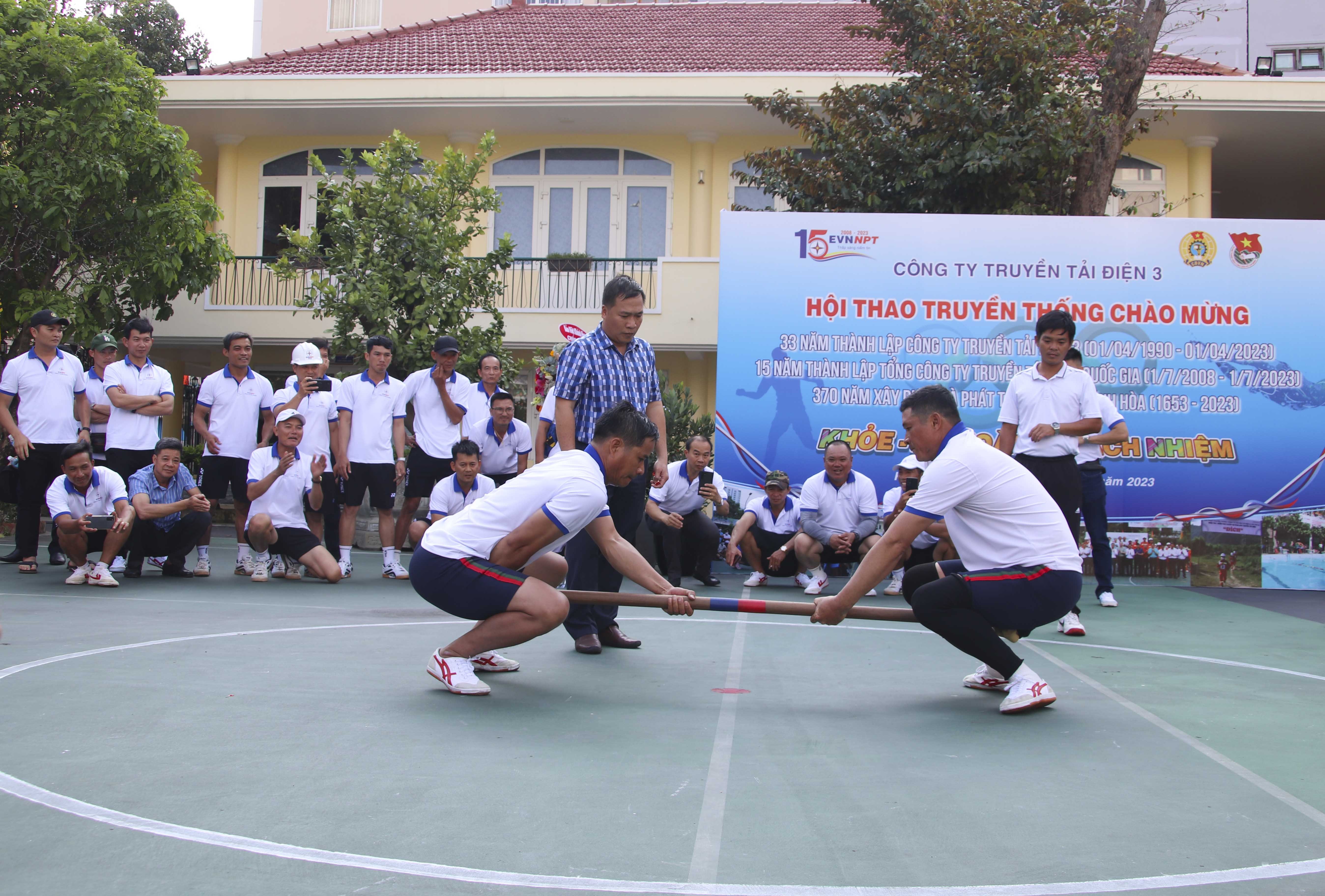 Công ty Truyền tải điện 3 tổ chức hội thao truyền thống lần thứ 25