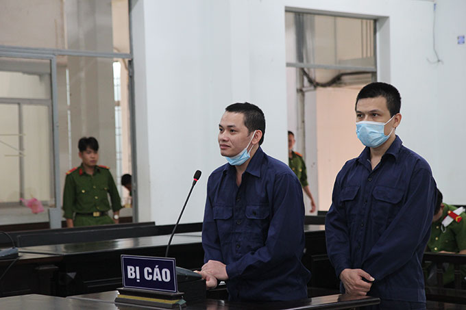 Cùng buôn ma túy, cùng vào tù