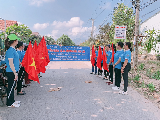 Tuyến đường cờ Tổ quốc tại xã Diên Lâm.