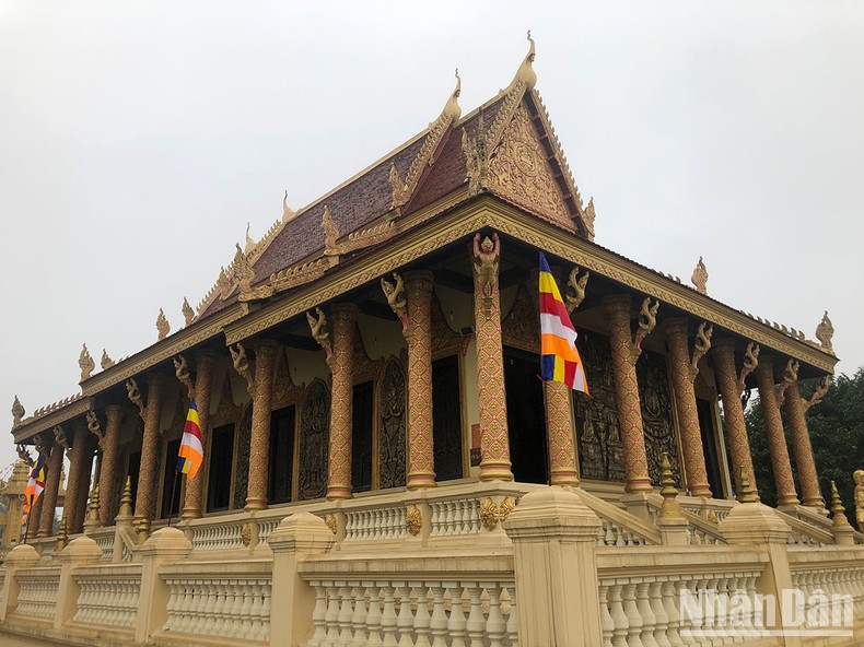 Chùa Khmer tại Làng.