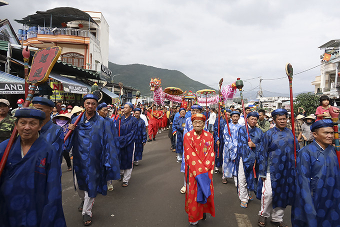 A ritual act performed in Whale Worshipping Ceremony at Truong Dong Communal House (Nha Trang City)